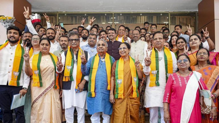 Ten new MLCs sworn in at Maharashtra Vidhan Bhavan- NSP NEWS