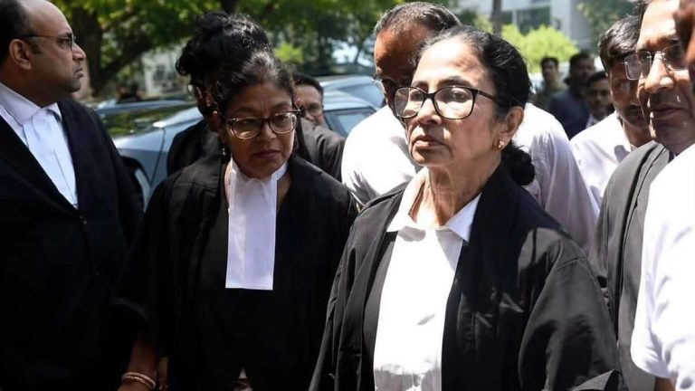 Mamata appears before Calcutta High Court to argue Bengal post-poll violence case- NSP NEWS